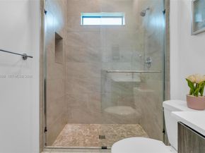 9150 Parkland Bay Dr, Parkland FL 33076