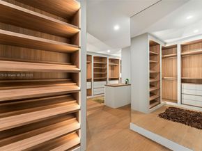 3114 Prairie Ave, Miami Beach FL 33140