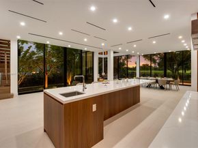 3114 Prairie Ave, Miami Beach FL 33140