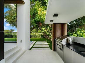 3114 Prairie Ave, Miami Beach FL 33140