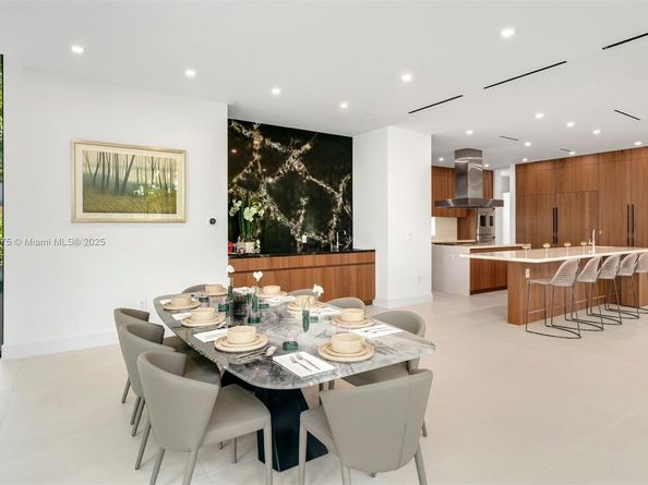 3114 Prairie Ave, Miami Beach FL 33140