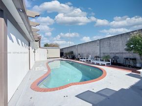 2711 SW 117th Ct, Miami FL 33175