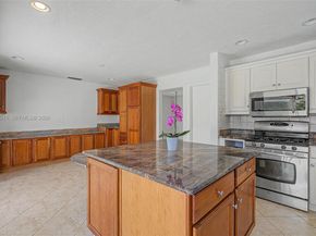 12001 SW 118th St, Miami FL 33186