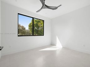 608 SW 16th Ct, Fort Lauderdale FL 33315