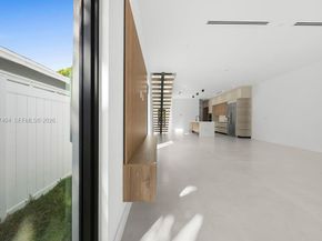 608 SW 16th Ct, Fort Lauderdale FL 33315