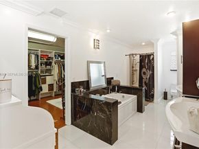 9955 SW 74th St, Miami FL 33173