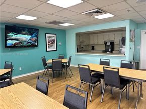 10434 Sunrise Lakes Blvd 102, Sunrise FL 33322