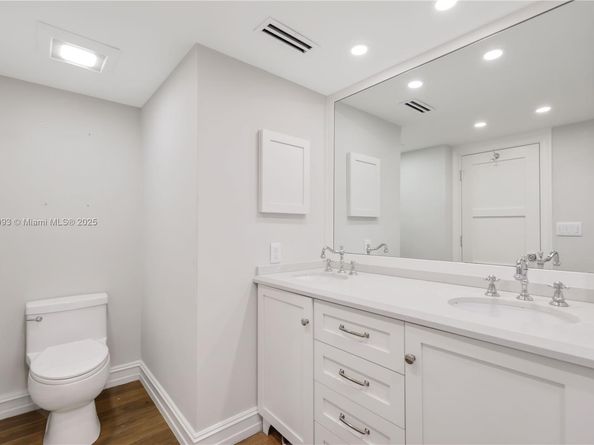 2100 S Ocean Ln 1009, Fort Lauderdale FL 33316