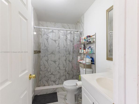 3045 SW 14th St, Miami FL 33145