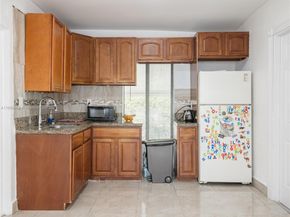 3045 SW 14th St, Miami FL 33145
