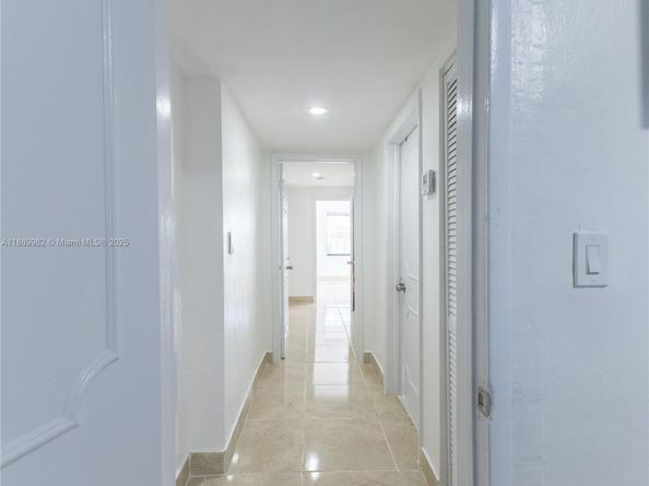 3045 SW 14th St, Miami FL 33145