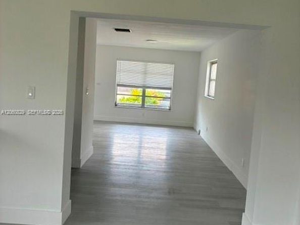 7311 NW 57th Dr, Tamarac FL 33321