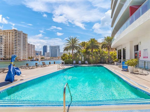 2602 E Hallandale Beach Blvd R1009, Hallandale Beach FL 33009