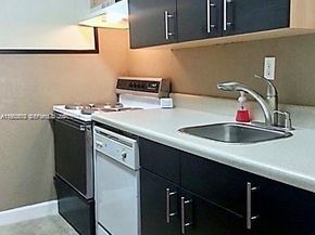 10500 SW 108th Ave B414, Miami FL 33176