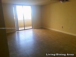 10500 SW 108th Ave B414, Miami FL 33176