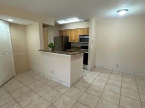 2846 S University Dr 4204, Davie FL 33328