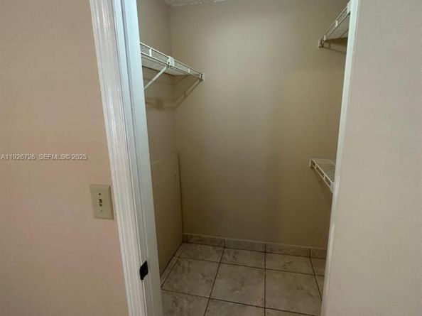 2846 S University Dr 4204, Davie FL 33328