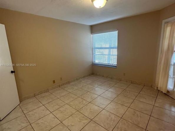 2846 S University Dr 4204, Davie FL 33328