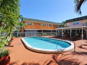 2200 Monroe St 23, Hollywood FL 33020