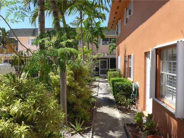 2200 Monroe St 23, Hollywood FL 33020