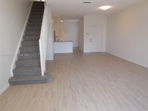 2066 Madeira Dr 2066, Weston FL 33327