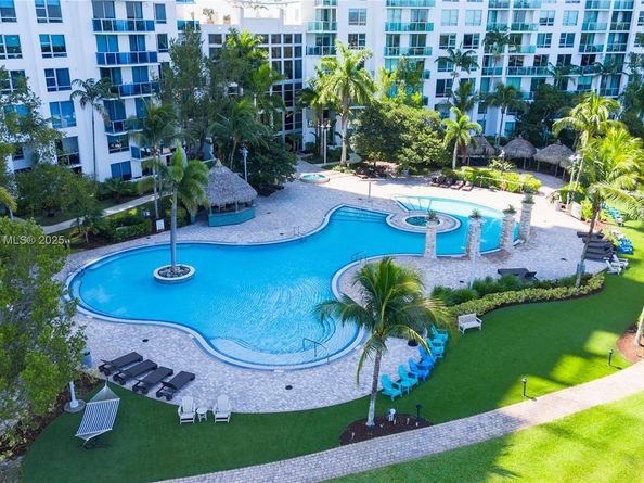 2641 N Flamingo Rd 905N, Sunrise FL 33323