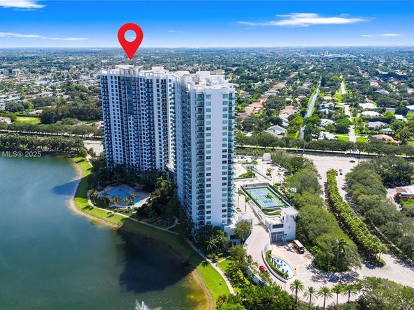 2641 N Flamingo Rd 905N, Sunrise FL 33323