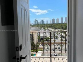 2903 N Miami Beach Blvd 1003, North Miami Beach FL 33160