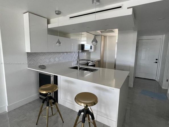 2903 N Miami Beach Blvd 1003, North Miami Beach FL 33160