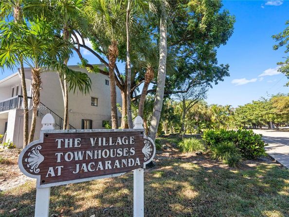 559 N University Dr 39, Plantation FL 33324