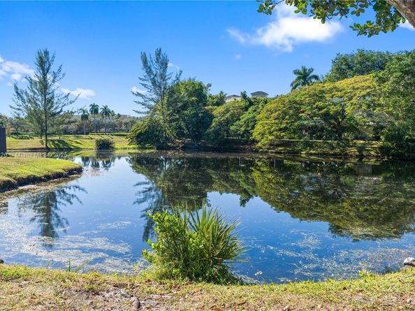 559 N University Dr 39, Plantation FL 33324