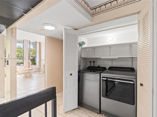 559 N University Dr 39, Plantation FL 33324