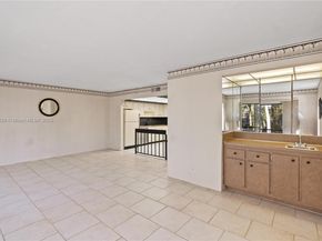 559 N University Dr 39, Plantation FL 33324