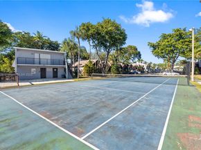 559 N University Dr 39, Plantation FL 33324