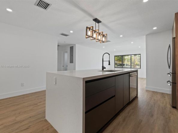 1516 SW 30th Ter, Fort Lauderdale FL 33312