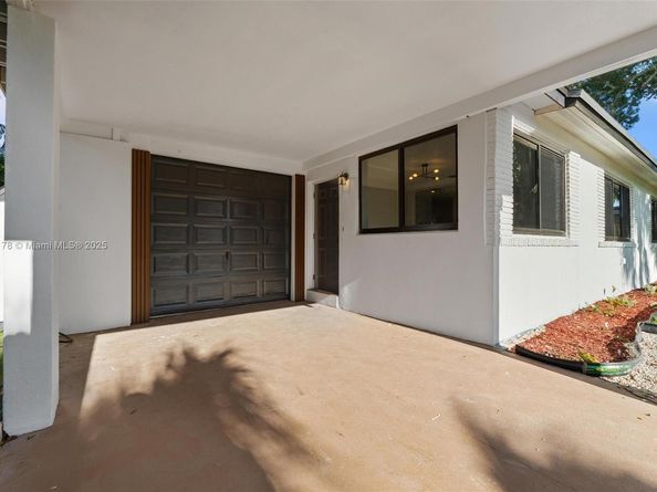 1516 SW 30th Ter, Fort Lauderdale FL 33312