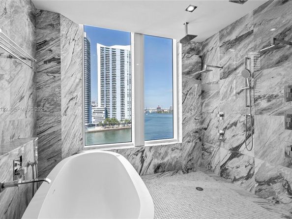 900 Brickell Key Blvd 803, Miami FL 33131