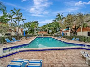 2109 N 14th Ave, Hollywood FL 33020