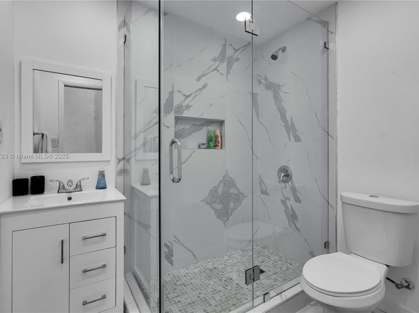 1510 Normandy Dr, Miami Beach FL 33141