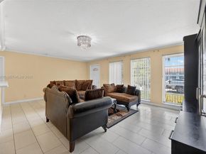 4921 NW 15th Ave, Deerfield Beach FL 33064
