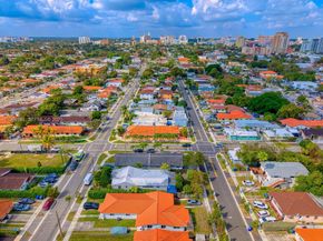 2841 SW 24th Ter, Miami FL 33145