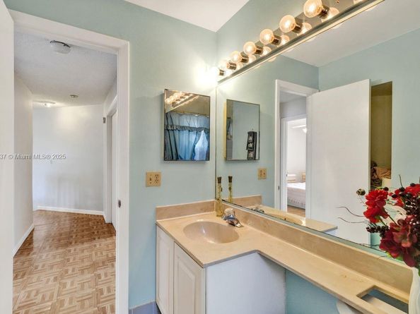 10190 SW 138th Ct, Miami FL 33186