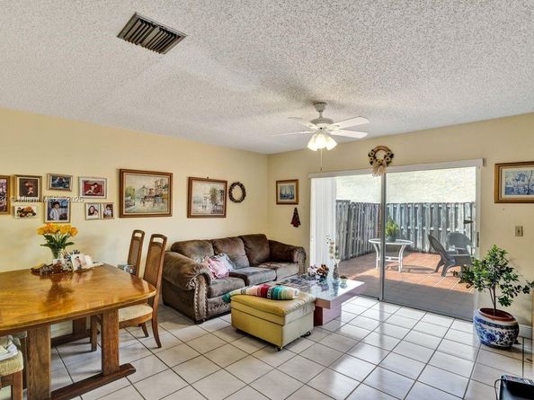 10190 SW 138th Ct, Miami FL 33186