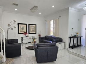 2150 NW 100th Ave, Pembroke Pines FL 33024