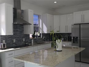 2150 NW 100th Ave, Pembroke Pines FL 33024