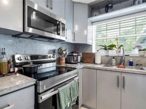 13918 SW 161st Ter, Miami FL 33177
