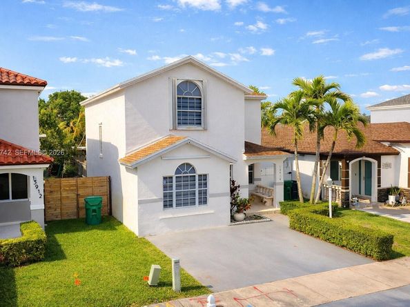 13918 SW 161st Ter, Miami FL 33177