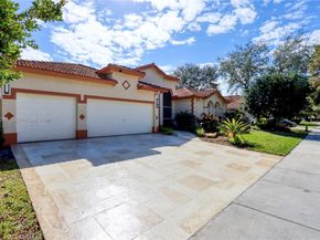 2845 Fairways Dr, Homestead FL 33035