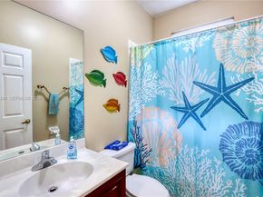 2845 Fairways Dr, Homestead FL 33035