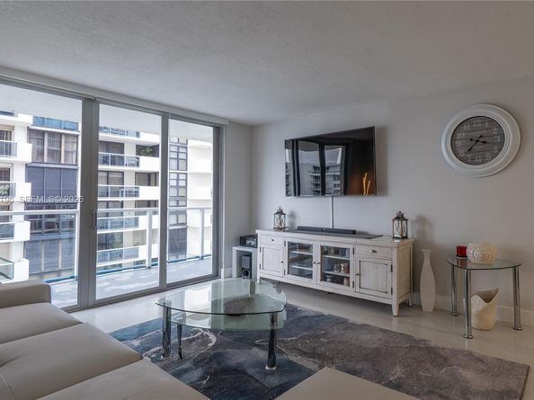 5701 Collins Ave 1417, Miami Beach FL 33140